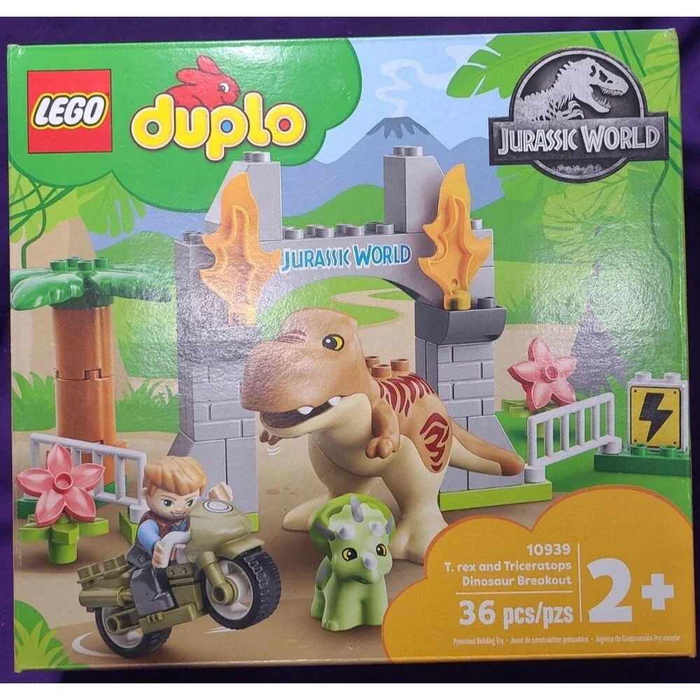 100% COMPLETE! LEGO DUPLO 10939 DINOSAUR BREAKOUT JURASSIC WORLD T REX & TRICERA
